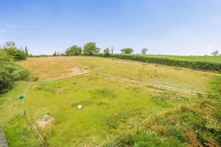 Images for Woodbury, Exeter