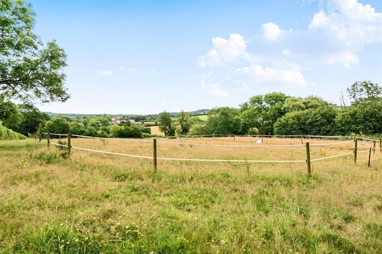 Images for Woodbury, Exeter