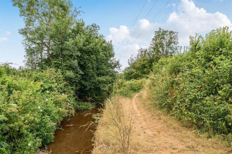 Images for Woodbury, Exeter