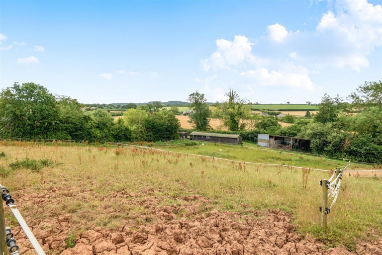 Images for Woodbury, Exeter