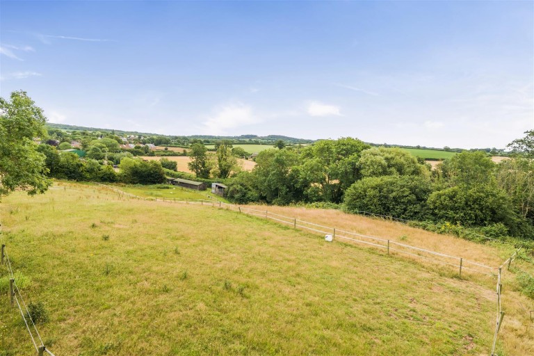 Images for Woodbury, Exeter