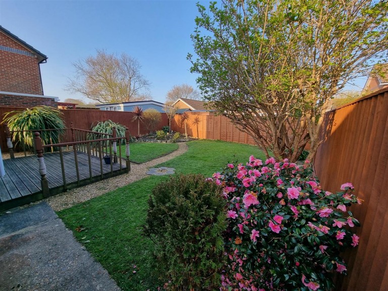 Images for Fleet Way, Shalfleet
