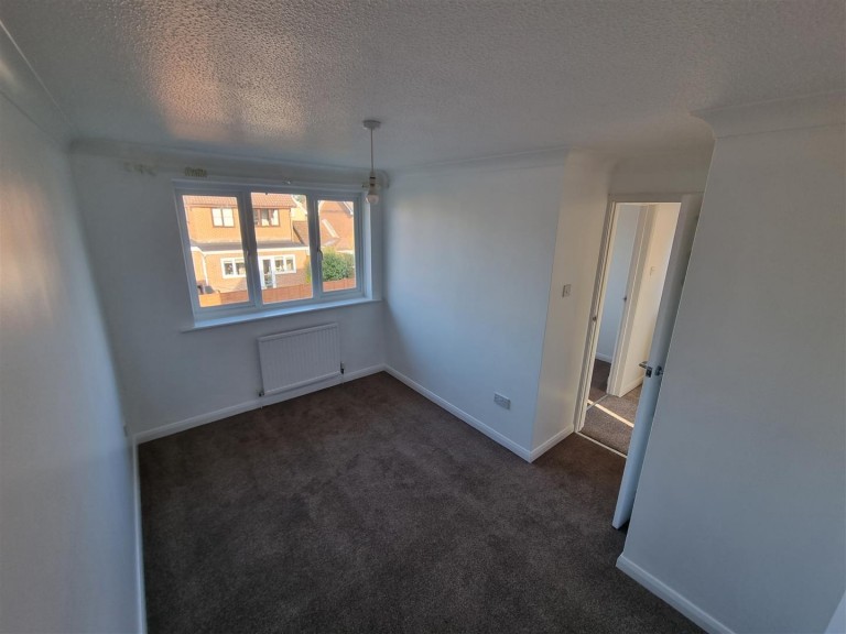 Images for Fleet Way, Shalfleet