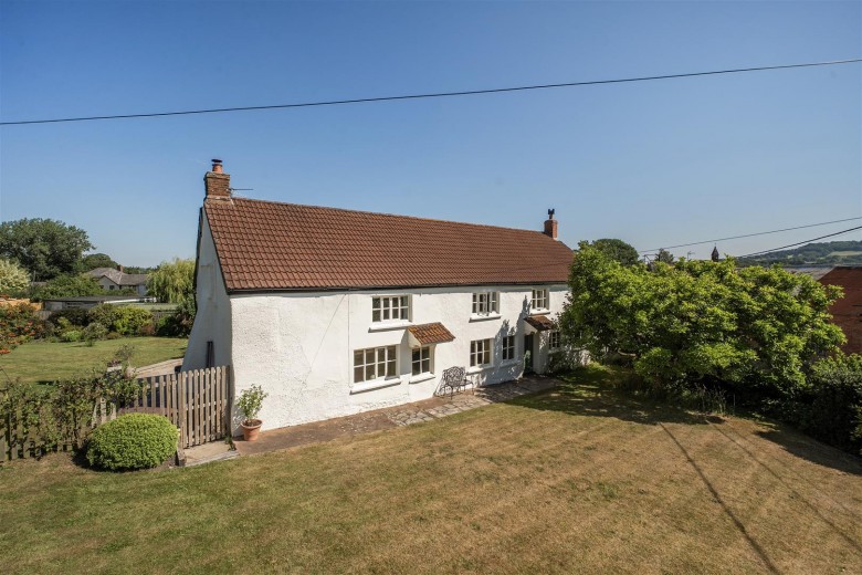 Click the photo for more details of Ashill, Cullompton