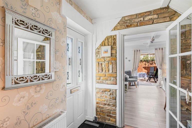 Images for Saffron Park, Kingsbridge