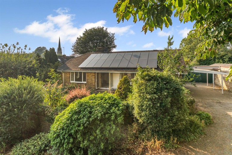 Images for Holland Rise, Kings Sutton - no upward chain