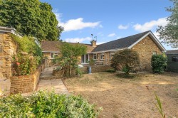 Images for Holland Rise, Kings Sutton - no upward chain