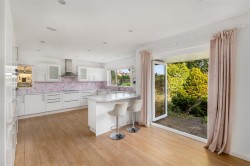 Images for Holland Rise, Kings Sutton - no upward chain