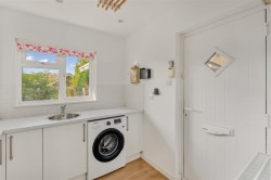 Images for Holland Rise, Kings Sutton - no upward chain