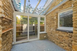 Images for Holland Rise, Kings Sutton - no upward chain