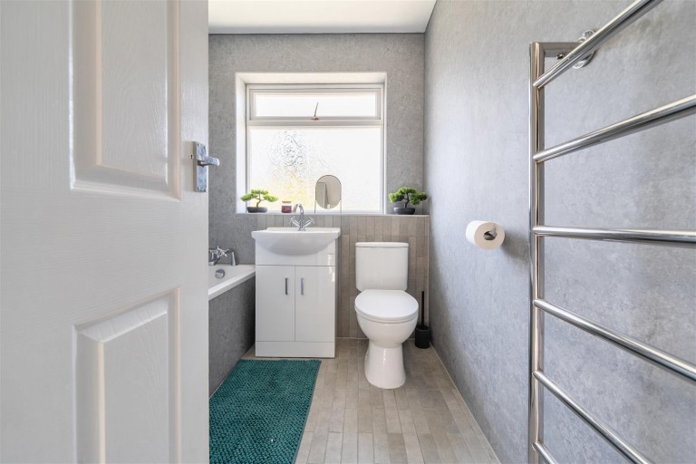 Images for Woodcroft Close, Towcester, NN12