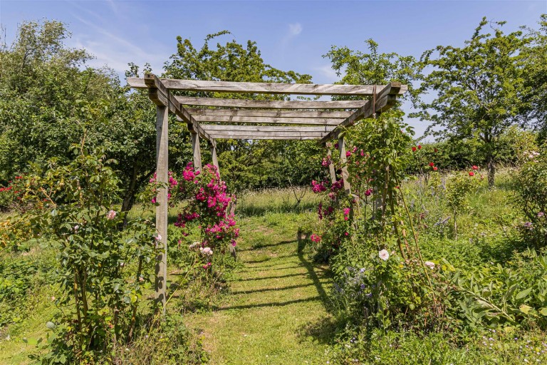 Images for Crow End, Bourn, Cambridge