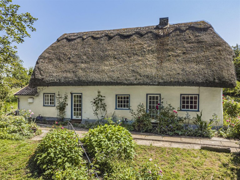 Images for Crow End, Bourn, Cambridge