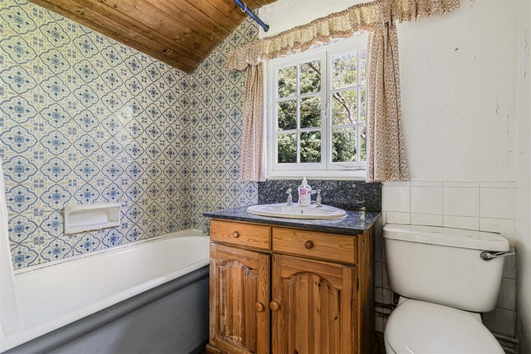 Images for Crow End, Bourn, Cambridge