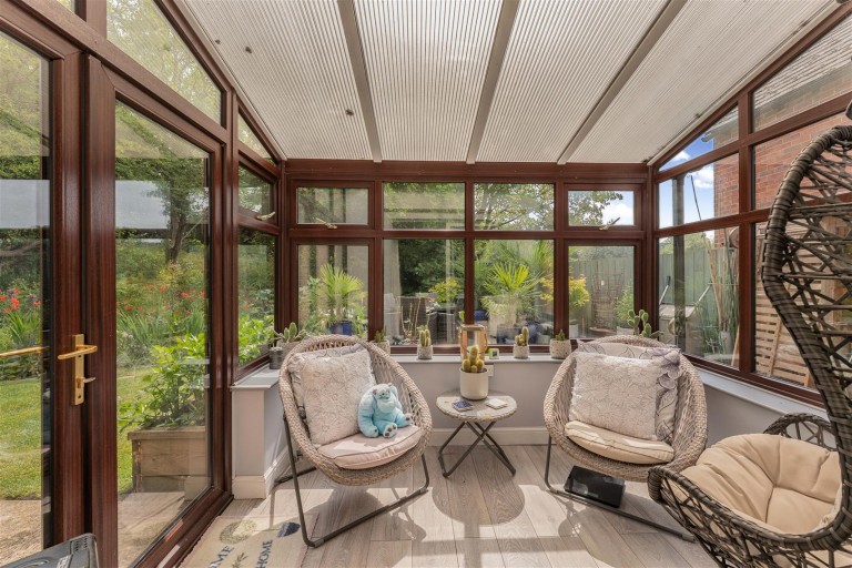 Images for Chestnut Road, Mollington - Stunning garden