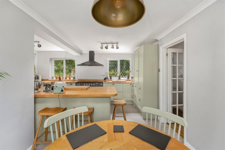 Images for Chestnut Road, Mollington - Stunning garden