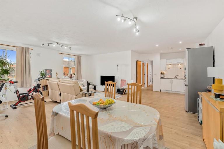 Images for Peoples Place, Warwick Road, Banbury