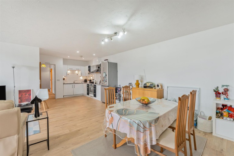 Images for Peoples Place, Warwick Road, Banbury