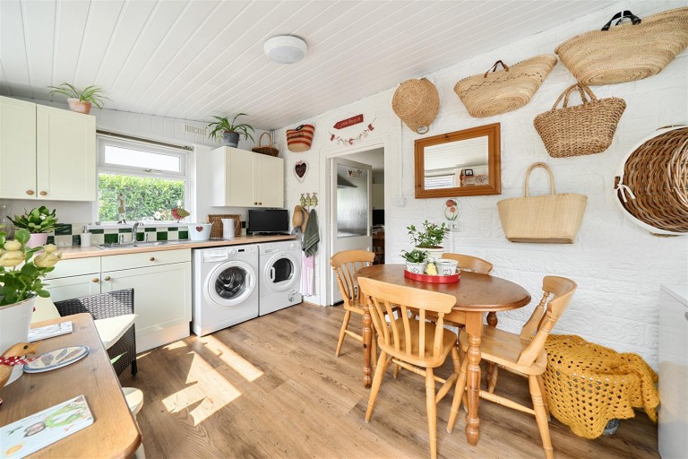 Images for Meadow View, East Coker, Yeovil