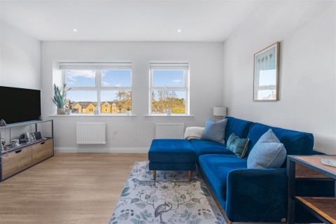 Click the photo for more details of Crouch Street, Banbury