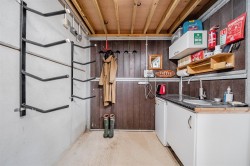 Images for Barrack Livery Yard, Coulston, Westbury