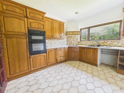 Images for Stoughton Road, Oadby, Leicestershire