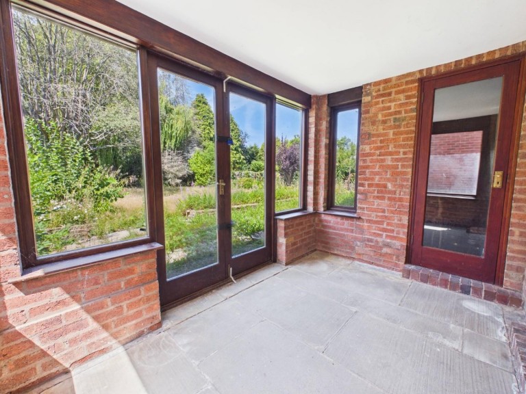 Images for Stoughton Road, Oadby, Leicestershire