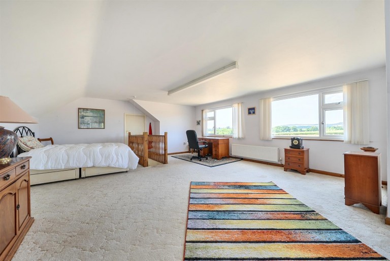 Images for Yallands Hill, Monkton Heathfield, Taunton