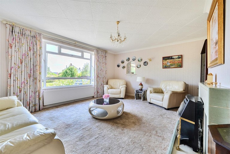 Images for Yallands Hill, Monkton Heathfield, Taunton