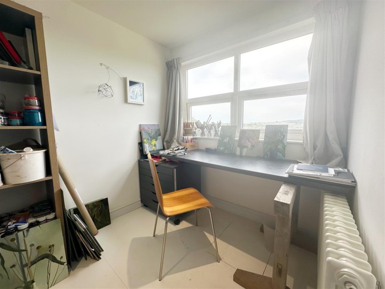 Images for Ruckamore Road, Torquay