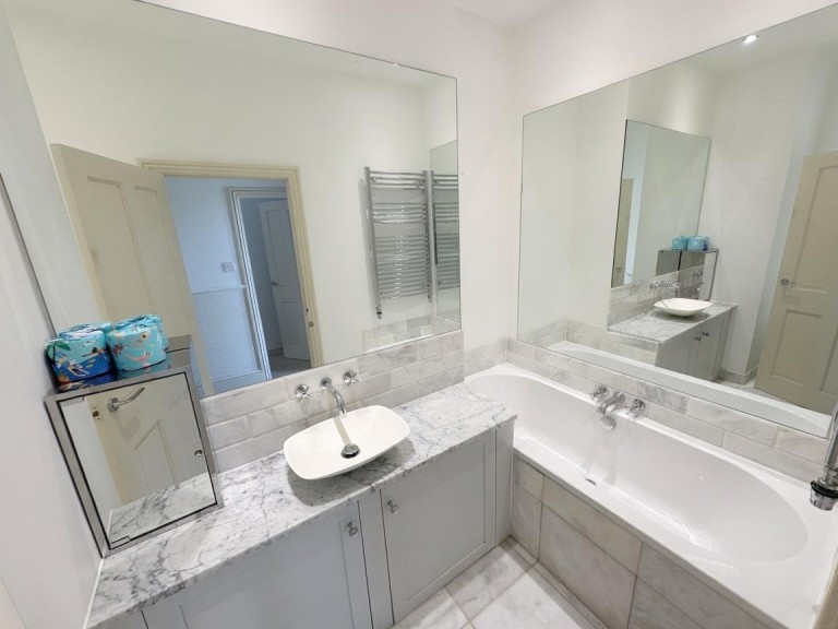 Images for Ruckamore Road, Torquay