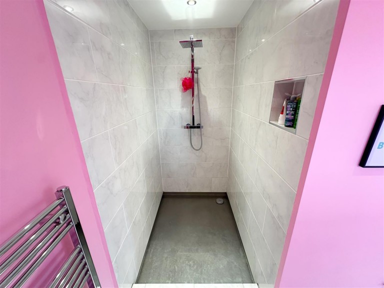 Images for Ruckamore Road, Torquay