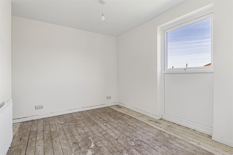 Images for Castle Avenue, Haverhill