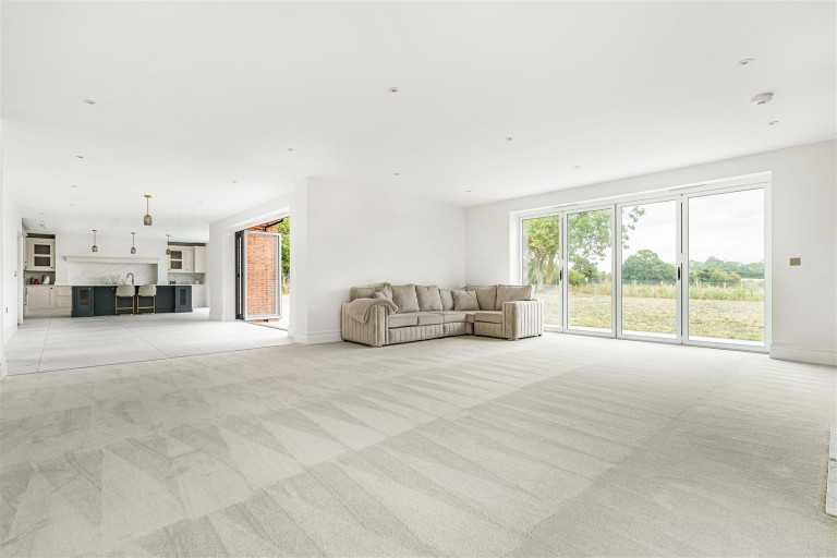Images for The Street, Kelshall, Royston