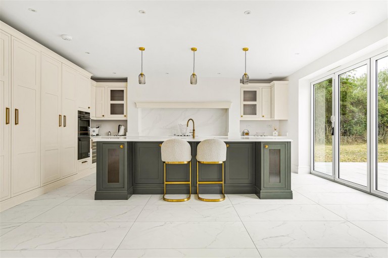 Images for The Street, Kelshall, Royston