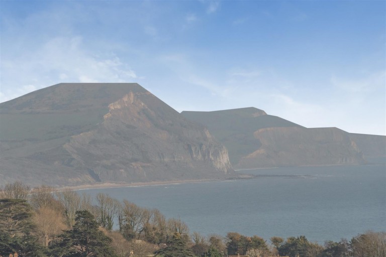 Images for Woodroffe Meadow, Lyme Regis