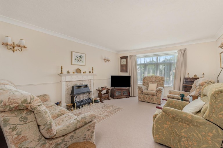 Images for Powys Grove, Banbury