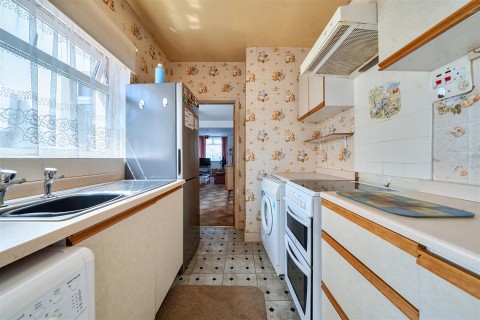Click the photo for more details of Oxford Street, Rugby, CV21