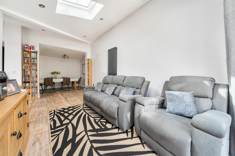 Images for Mckinnell Crescent, Rugby, CV21
