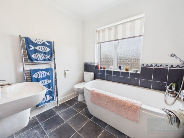 Images for Beeby Road, Scraptoft, Leicestershire