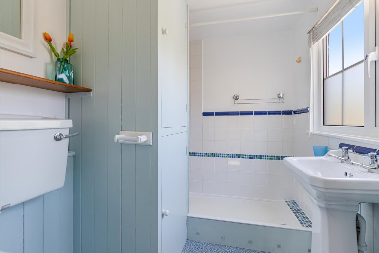Images for Honeysuckle Cottage, South Milton, Kingsbridge