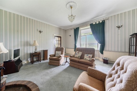 Click the photo for more details of Chudleigh, Newton Abbot