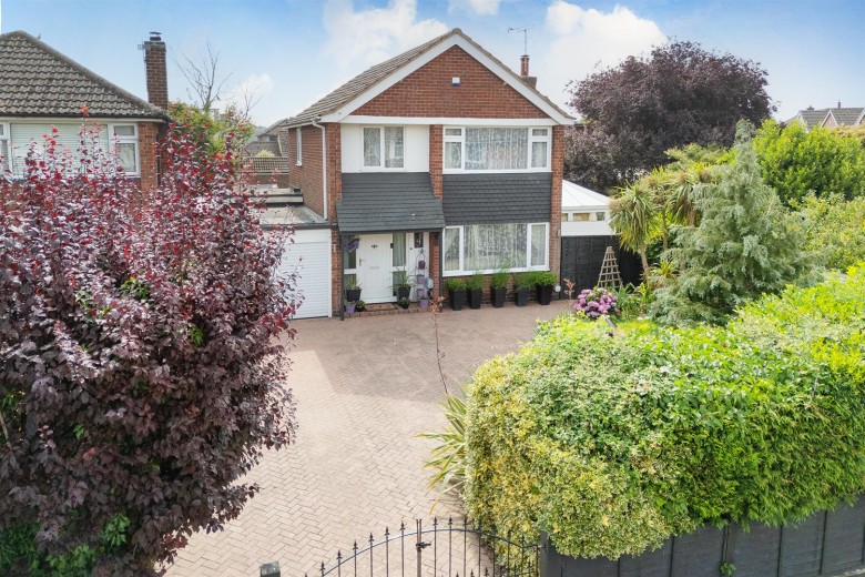 Click the photo for more details of South Avenue, Ullesthorpe, Lutterworth