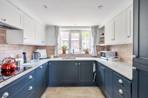 Click the photo for more details of Redlands Lane, Broadwindsor, Beaminster
