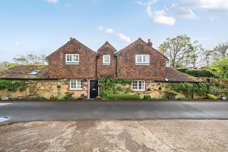 Images for Hawksfold Lane West, Fernhurst, GU27