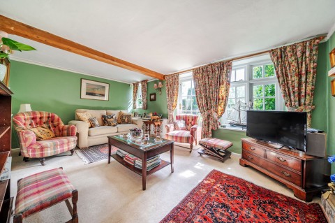 Click the photo for more details of Hawksfold Lane West, Fernhurst, GU27