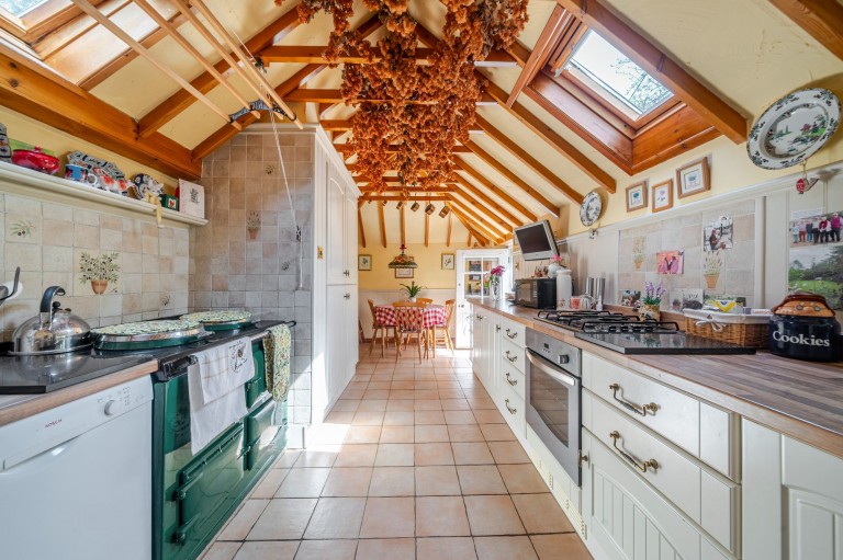 Images for Hawksfold Lane West, Fernhurst, GU27