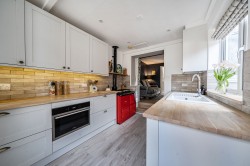 Images for Woodside Road, Chiddingfold, GU8