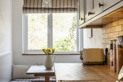 Images for Woodside Road, Chiddingfold, GU8