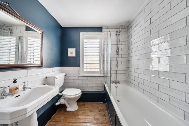 Images for Woodside Road, Chiddingfold, GU8